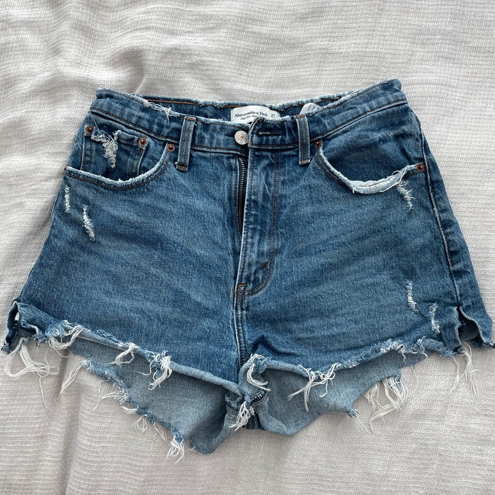 Abercrombie Curve Love High Rise Mom Shorts
